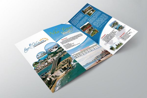 In brochure du lịch giá rẻ theo yêu cầu tại In Hoa Long