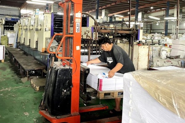 Kiểm tra chất lượng sau in offset 4 màu