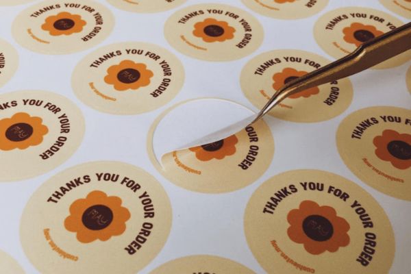 Mẫu thank you sticker đẹp, giá rẻ, lấy nhanh tại Hoa Long