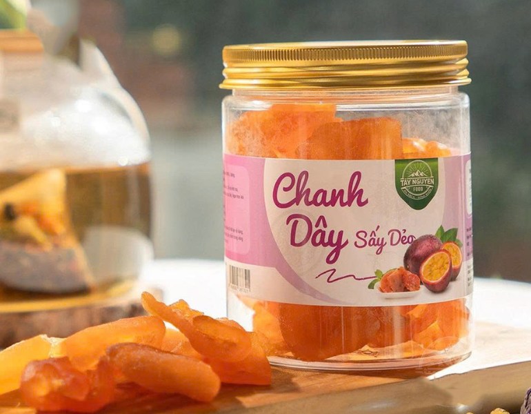 In tem nhãn chanh dây tại xưởng