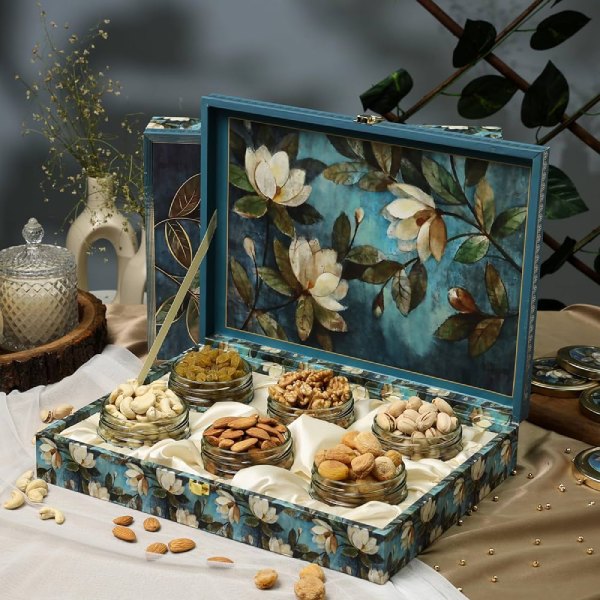 Khay bằng vải lụa