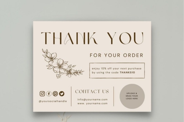 Mẫu card cảm ơn khách hàng đẹp mắt thiết kế đơn giản