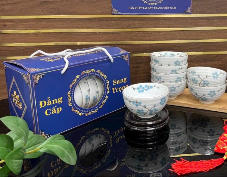 Mẫu hộp đựng chén bát đẹp mắt