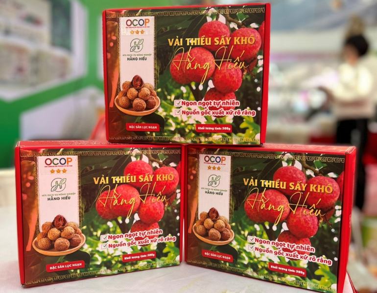 Xưởng in hộp vải thiều sấy khô chuyên nghiệp