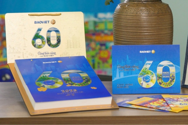 In lịch tết 2026 chuyên nghiệp đồng bộ
