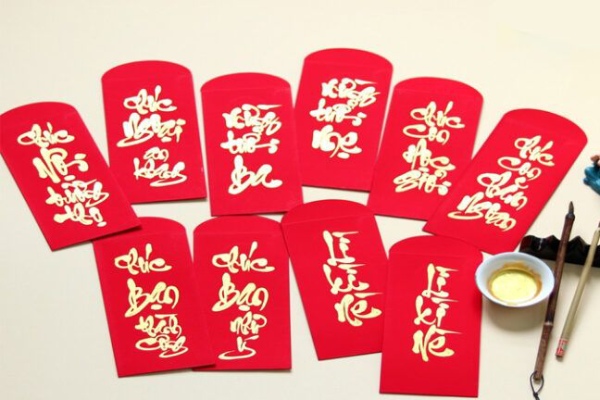 In Hoa Long nhận thiết kế và in ấn mẫu bao lì xì thư pháp số lượng ít