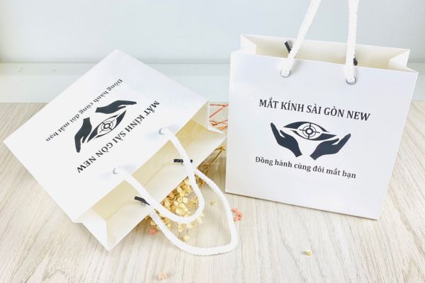 Mẫu túi giấy mắt kính giá rẻ, thiết kế theo yêu cầu
