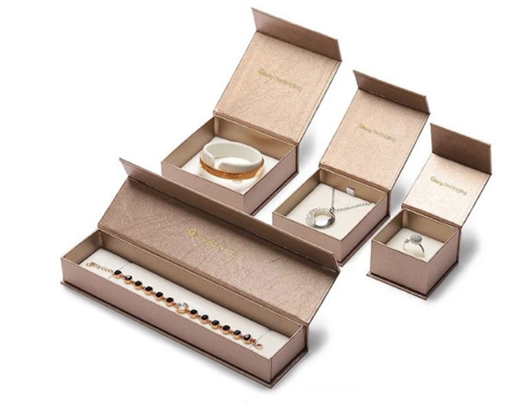 In hộp nam châm nắp lật đẳng cấp