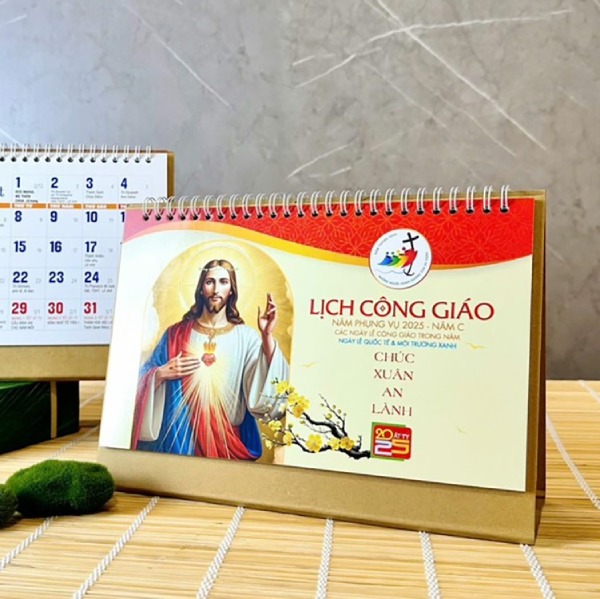 In Hoa Long nhận in lịch để bàn công giáo đẹp