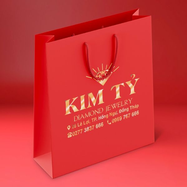 In túi giấy màu đỏ giá rẻ, thiết kế theo yêu cầu tại Hà Nội