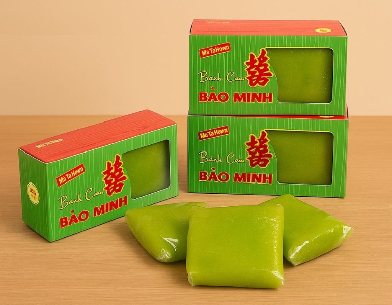 In vỏ hộp bánh cốm có cửa sổ