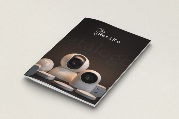 Mẫu brochure camera nổi bật đẹp mắt