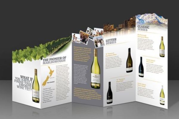 Mẫu brochure rượu giá rẻ, thiết kế theo yêu cầu