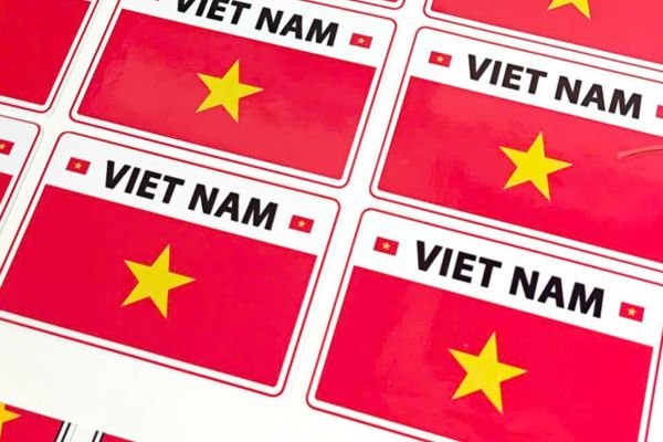 Mẫu sticker cờ Việt Nam giá rẻ, chất lượng cao tại Hà Nội