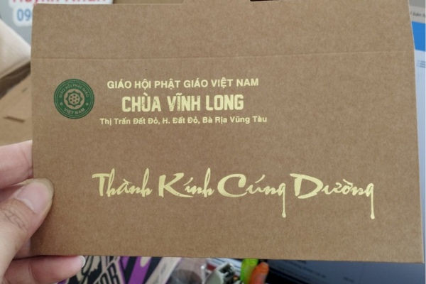Mẫu phong bì Phật Giáo giấy kraft tinh tế