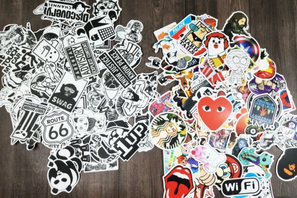 Mẫu sticker dán laptop đẹp, giá rẻ tại Hà Nội