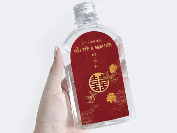 In Hoa Long nhận thiết kế và in ấn Mẫu Tem Dán Chai Nước Đám Cưới sang trọng