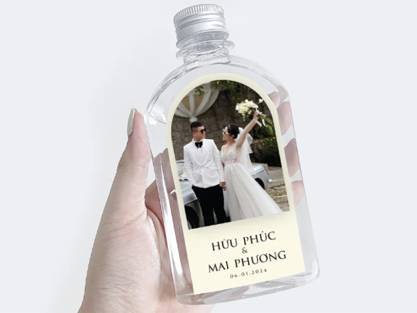 In Hoa Long nhận thiết kế và in ấn Mẫu Tem Dán Chai Nước Đám Cưới theo yêu cầu