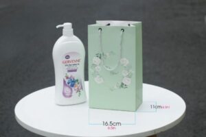 Mẫu túi giấy đựng sữa tắm giá rẻ, chất lượng cao