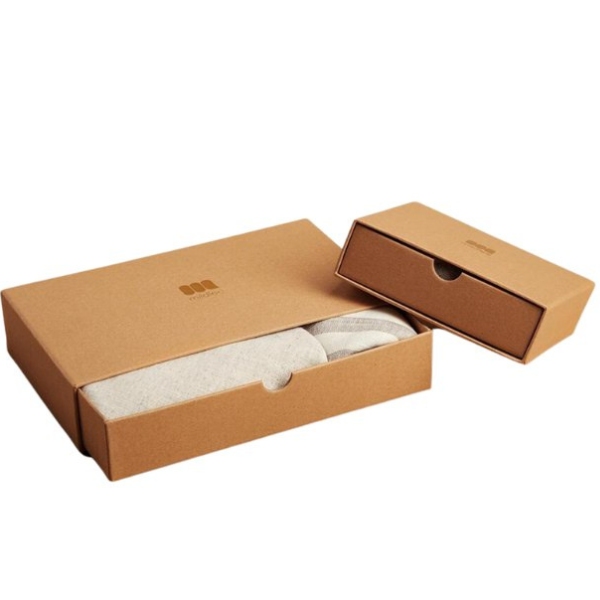 In hộp đựng áo thun đẹp mắt, ấn tượng In hộp đựng áo thun đẹp mắt