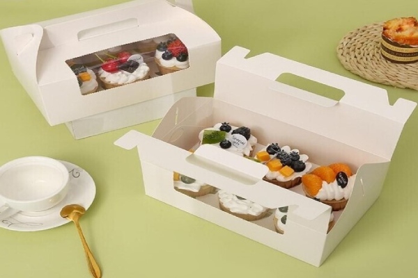 In Hoa Long nhận thiết kế và in ấn mẫu hộp đựng bánh bông lan cửa sổ