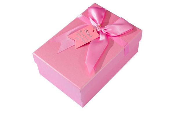 Mẫu hộp giấy màu hồng tinh tế