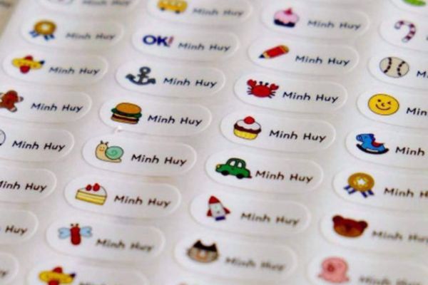 Mẫu sticker tên bé giá rẻ, thiết kế theo yêu cầu