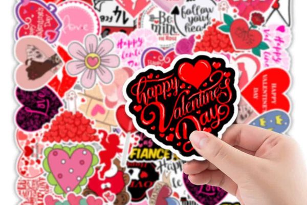 Mẫu sticker trái tim giá rẻ, thiết kế theo yêu cầu tại Hoa Long