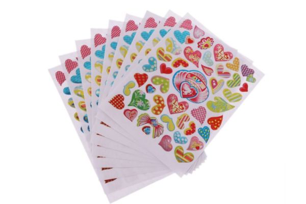 Mẫu sticker trái tim giá rẻ, thiết kế theo yêu cầu tại Hoa Long