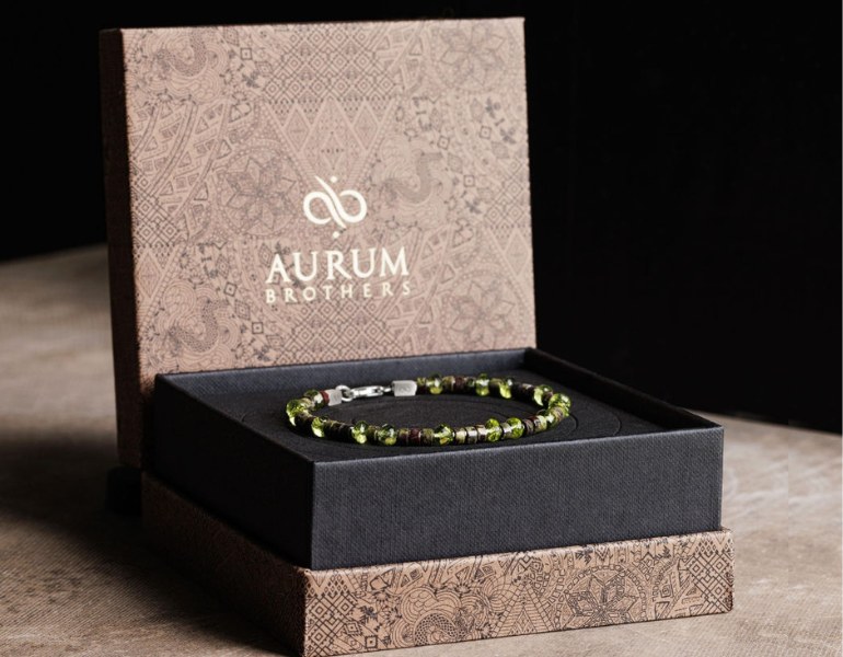 In hộp đựng vòng tay phong thủy cao cấp