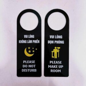 In tag treo cửa phòng khách sạn, homestay đẹp mắt