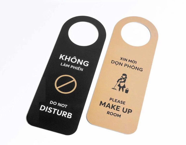 In tag treo cửa phòng số lượng ít