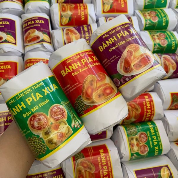 In tem decal bánh pía giá rẻ, thiết kế theo yêu cầu