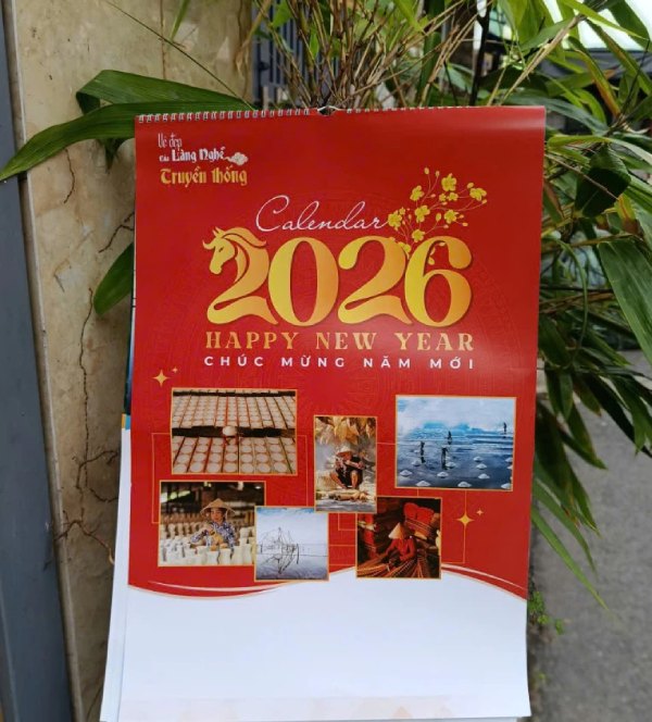 In Hoa Long nhận thiết kế và in ấn Lịch treo tường 7 tờ Tết 2026 chất lượng