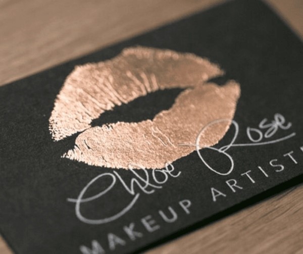 In Hoa Long nhận thiết kế và in mẫu card visit makeup ép kim