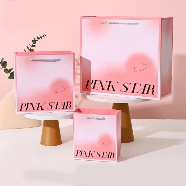 In Hoa Long nhận thiết kế và in ấn mẫu túi giấy màu hồng chất lượng