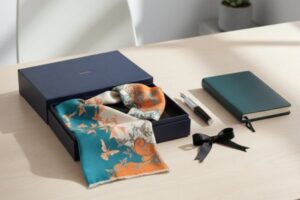 15+ Mẫu hộp đựng khăn quàng cổ, khăn lụa sang trọng