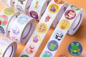 35+ Mẫu sticker cuộn tròn cute, dễ thương