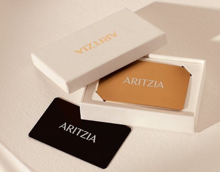 In hộp đựng thẻ vip tối giản