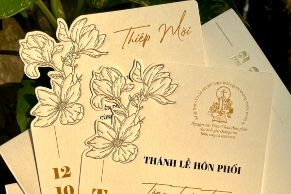 Kỹ thuật in thiệp cưới laser