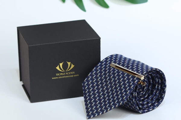 Mẫu in hộp đựng cà vạt cao cấp nâng tầm thương hiệu
