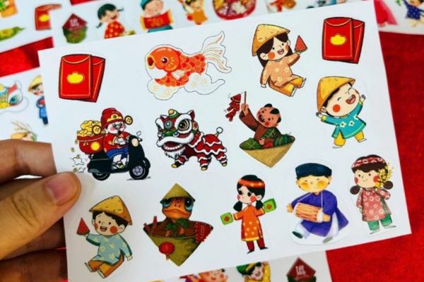 Mẫu sticker Tết 2026 giá rẻ, thiết kế theo yêu cầu