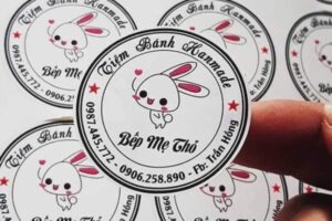 In Hoa Long nhận thiết kế và in mẫu sticker tròn cao cấp