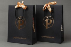 30+ Mẫu túi giấy đen sang trọng, cao cấp, chất lượng cao