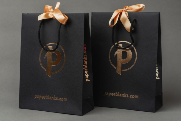 30+ Mẫu túi giấy đen sang trọng, cao cấp, chất lượng cao