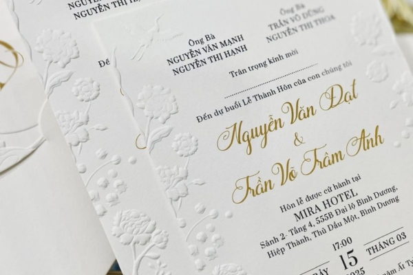 Font chữ thiết kế thiệp cưới tương phản