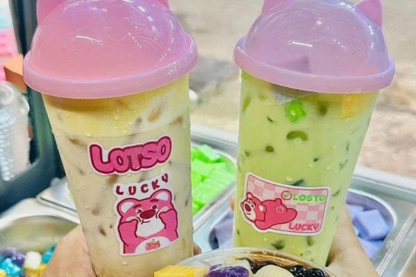 Mẫu sticker cute dán cốc trà sữa