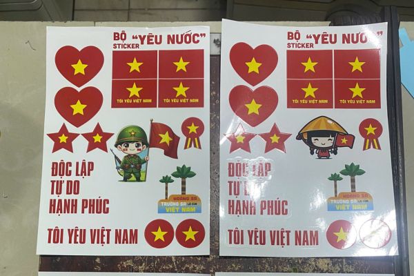Bộ sticker yêu nước đẹp, chất lượng cao