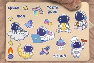 In Hoa Long nhận thiết kế và in ấn bộ sticker vũ trụ phi hành gia