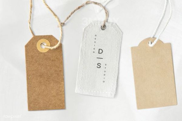 Chất liệu giấy in thẻ treo phổ biến